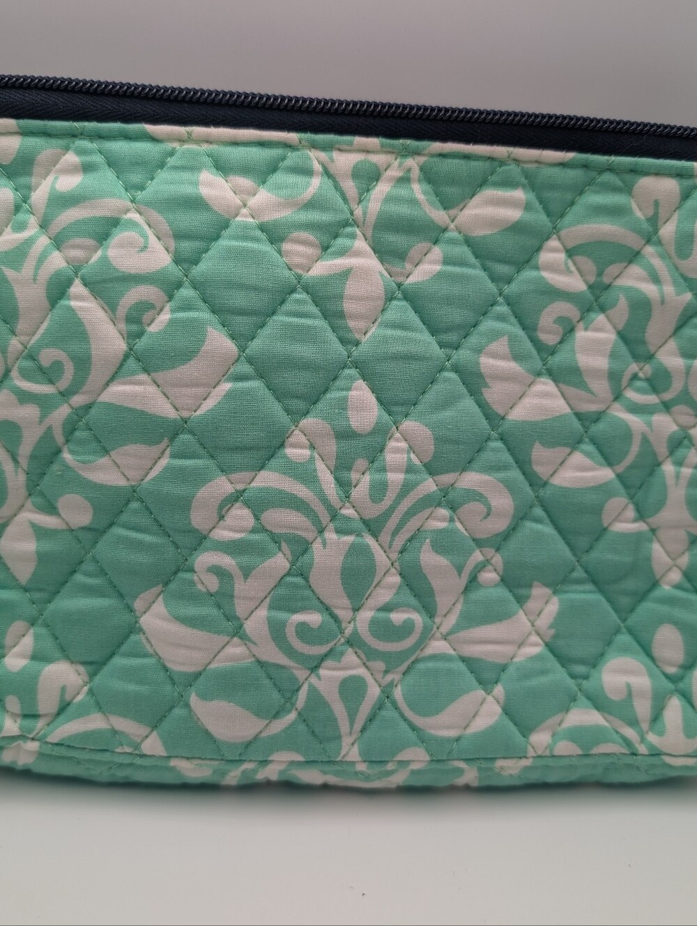 N.Gil Quilted Teal Makeup Bag Travel Overnight Midsize EUC